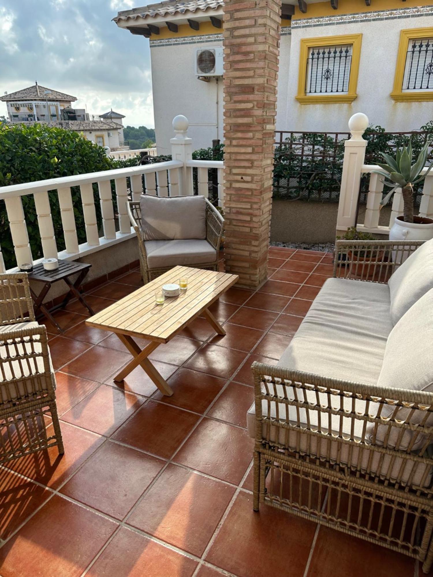 Casa Lilly-Rose, A Beautiful 3 Bedroom Detached Villa A Short Walk To The Villamartin Plaza & Golf Course Exterior foto